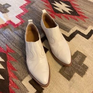 Frye Billy Shootie off white Sz 9.5